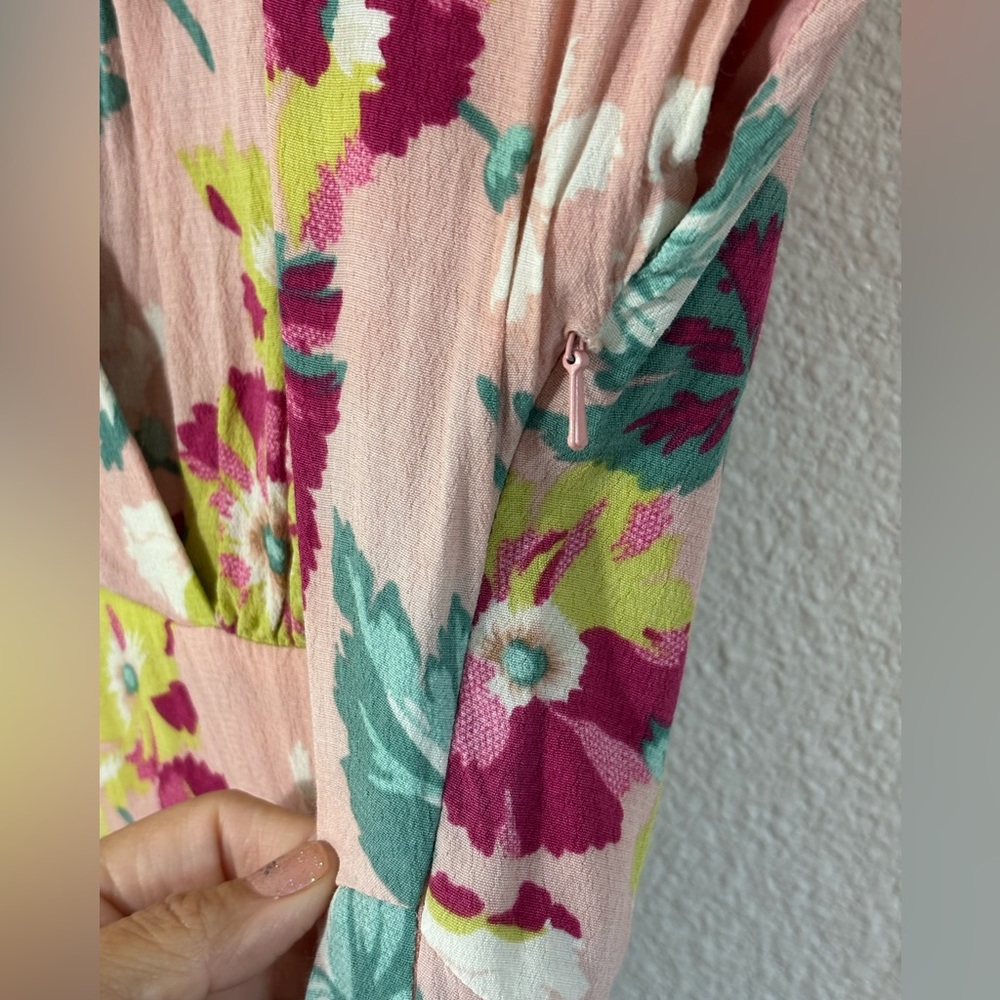 Emily & Fin Pink Floral Dress Size M | feminine | floral | spring | wedding - Picture 3 of 10